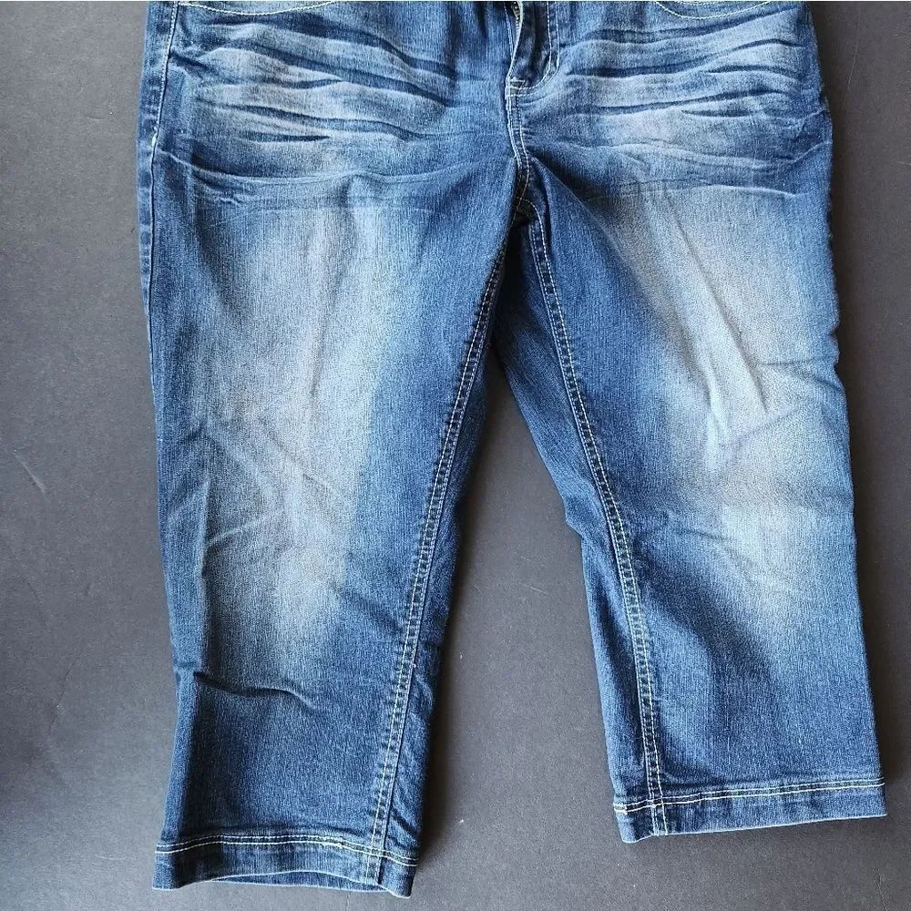 So Jean Capris - Picture 7 of 10